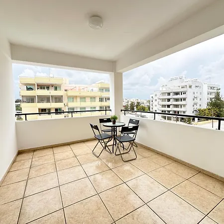 Serenity Sunset - Apartment Larnaca